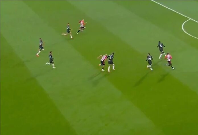 mbeumo-van-dijk.jpg